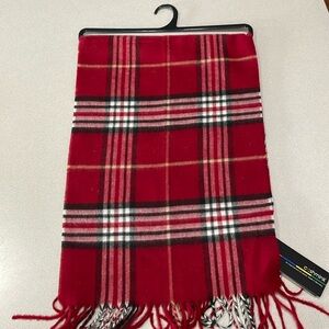 Men’s or women’s scarf NWT